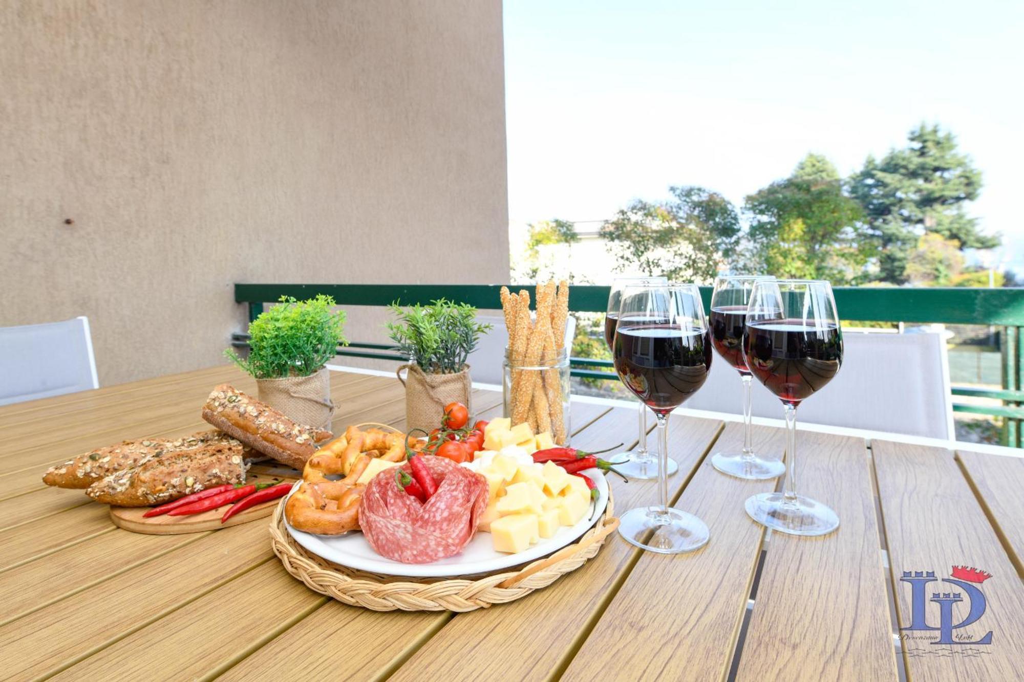 Desenzanoloft Official Partner Marriott Homes & Villas - Imperium Desenzano del Garda Exterior photo